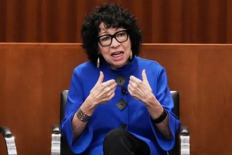 Supreme Court Justice Raises Concerns Over Whether US Citizens Grasp the Difference Between Presidents and Kings
